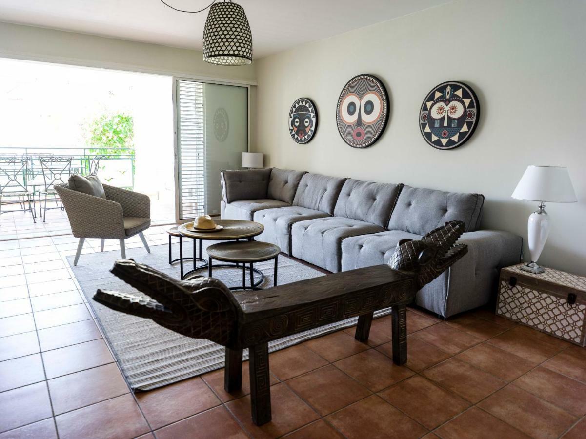 Pop'S Appartements Residence Marisol Au Bord De La Mer Le Gosier  Exterior foto