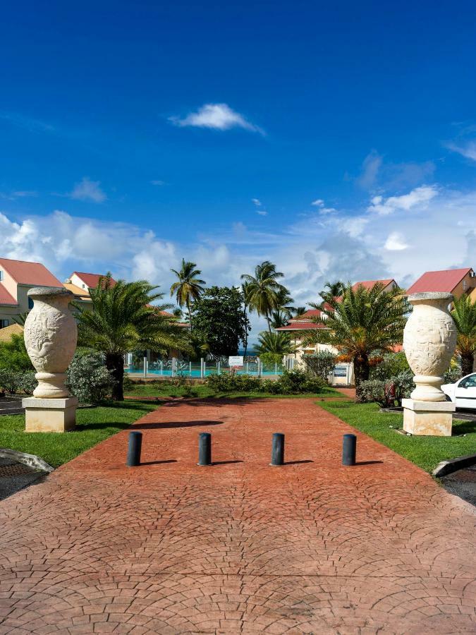 Pop'S Appartements Residence Marisol Au Bord De La Mer Le Gosier  Exterior foto